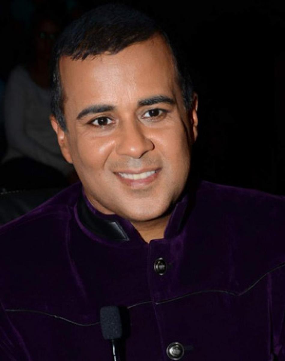 Chetan Bhagat to dance on Nach Baliye 7 finale